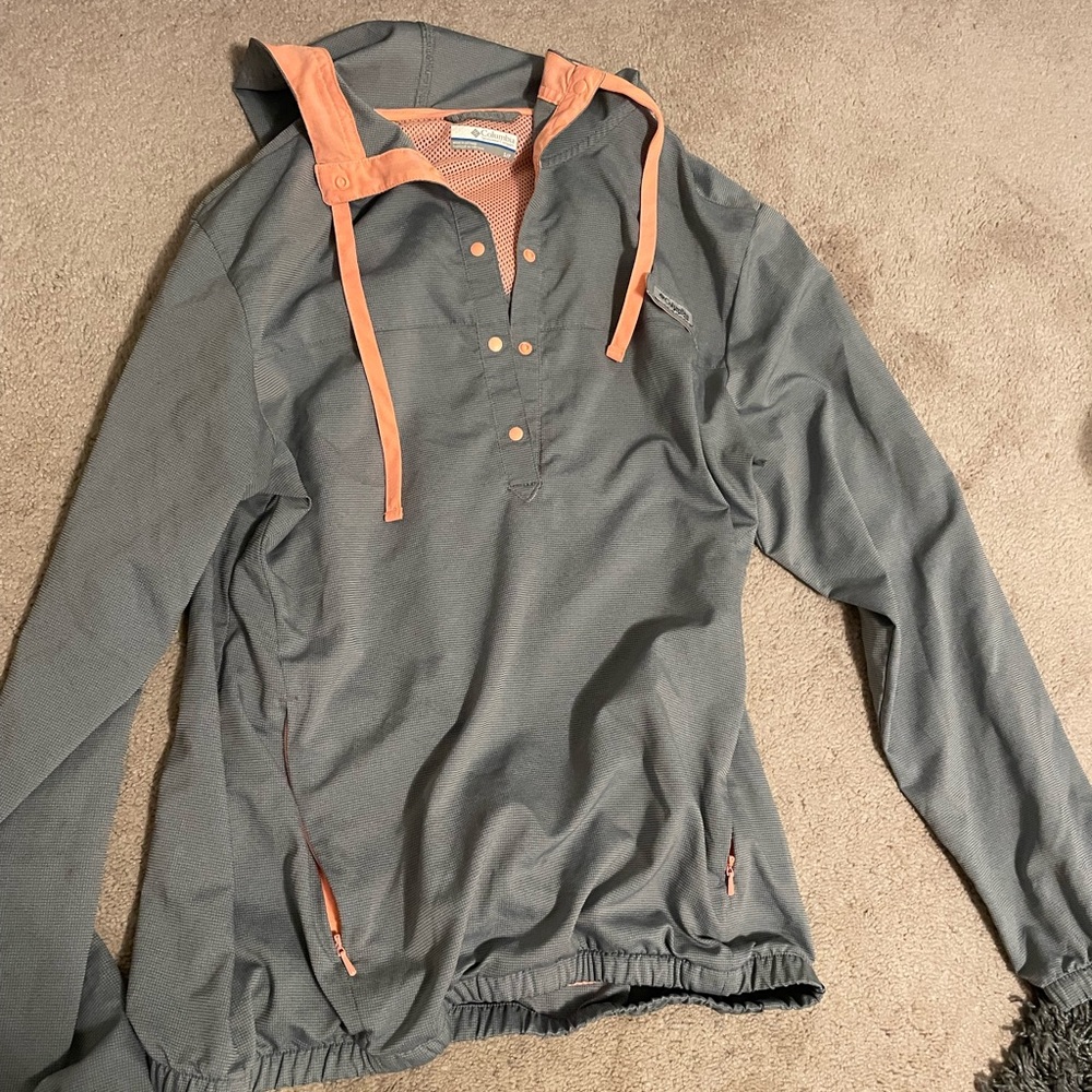 Columbia windbreaker jacket, gently worn